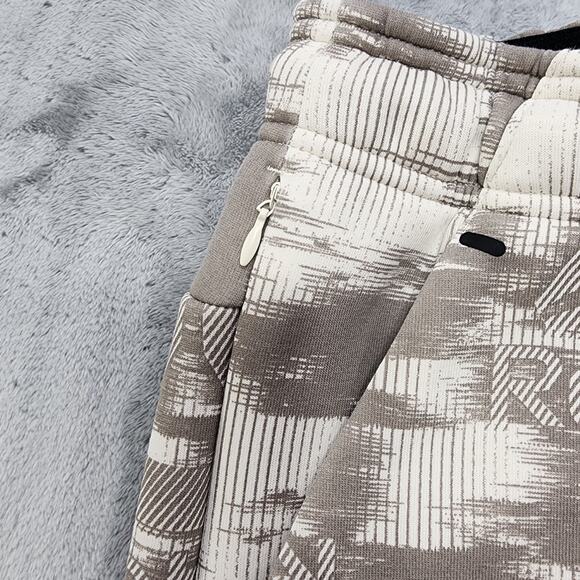 Reebok Shorts Mens XL Tan Brown Momentum 9" Pull On Drawstring Workout Casual - Picture 2 of 14